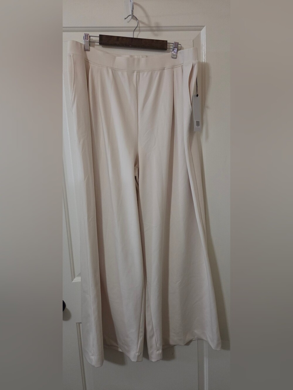 NWT Girlfriend Collective Women's Wide-Leg Luxe Active Pants